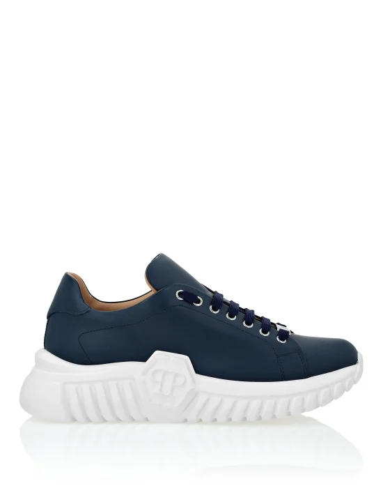 LO-TOP SNEAKERS SUPERSONIC