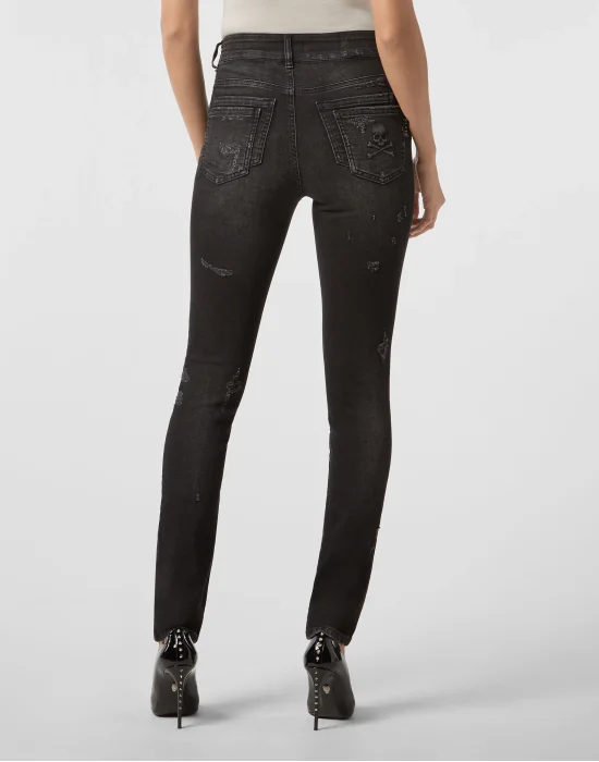 Slim Fit Statement