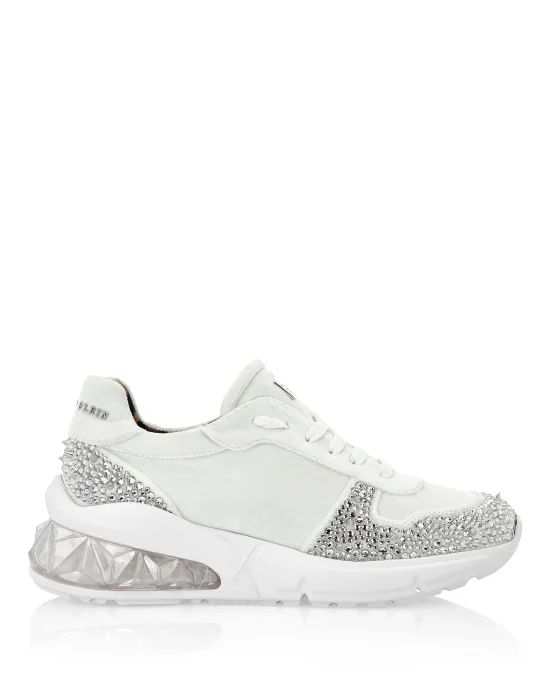 Runner velvet Studs