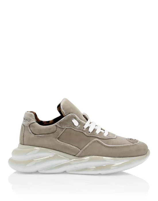 Velvet Runner