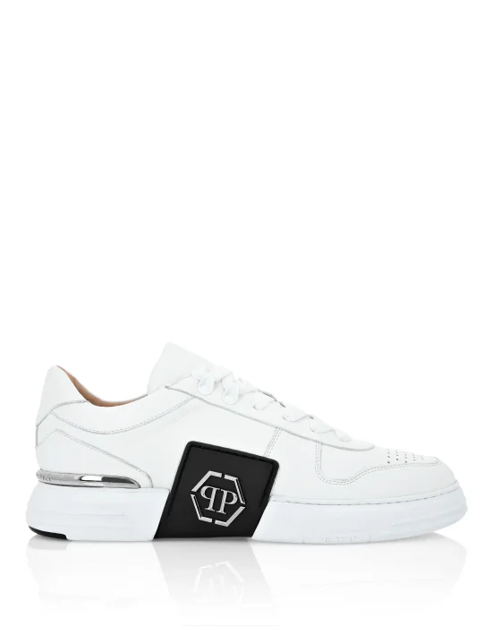 LO-TOP SNEAKERS PHANTOM KICK$ LEATHER Platinum HEXAGON