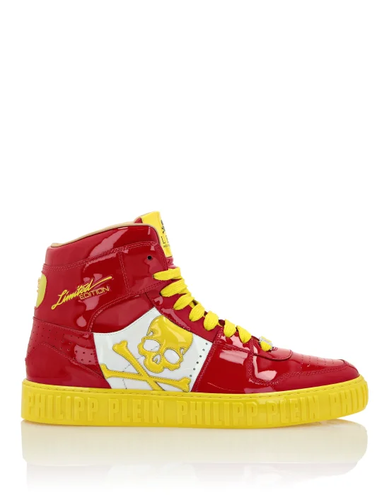 HI-TOP SNEAKERS NOTORIOUS PATENT SKULL
