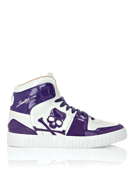 HI-TOP SNEAKERS NOTORIOUS PATENT SKULL