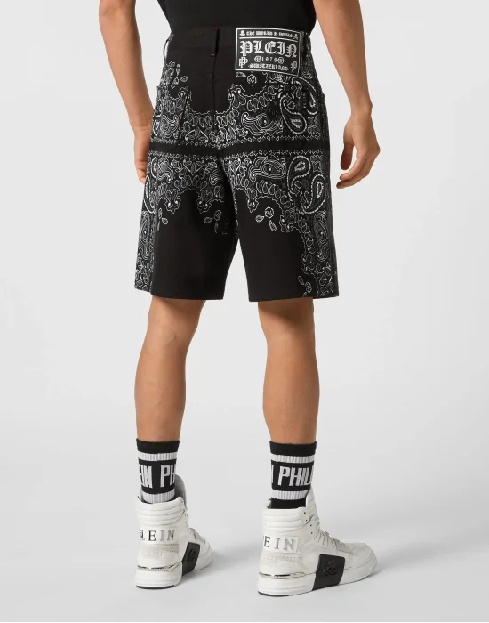 Denim Shorts Paisley Bandana