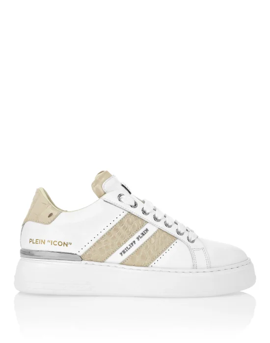 Low Top Sneakers