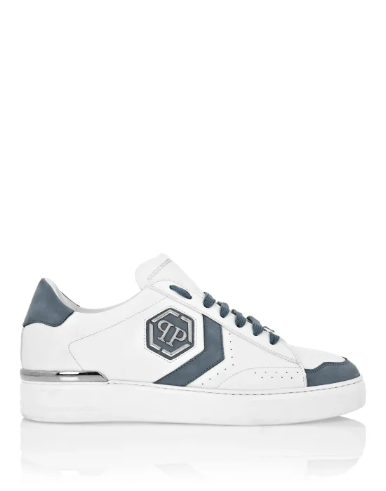 Low Top Sneakers Arrow Force