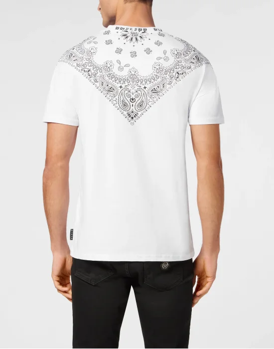 Round Neck T-Shirt Paisley Bandana