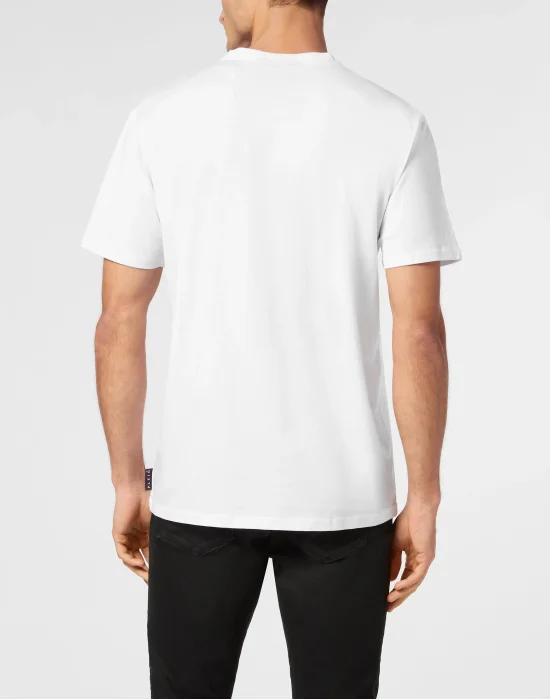 V-Neck T-Shirt Plaque