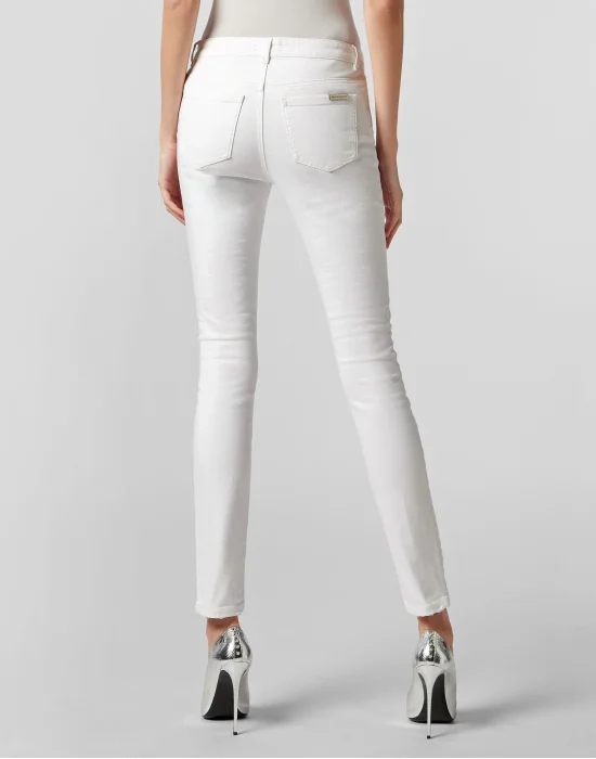 Slim Fit Statement