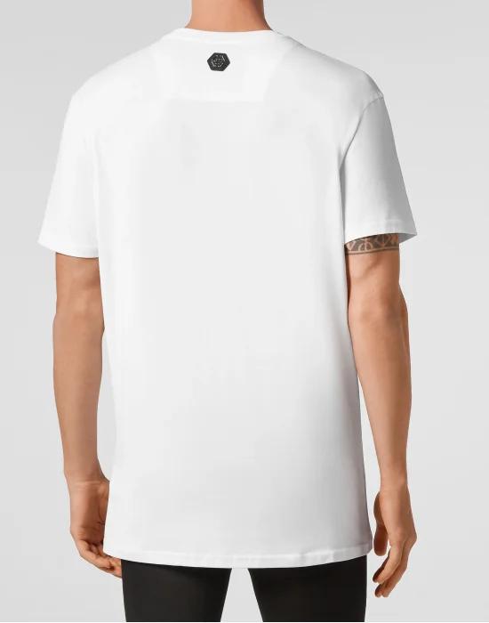 T-shirt Round Neck SS Outline Skull