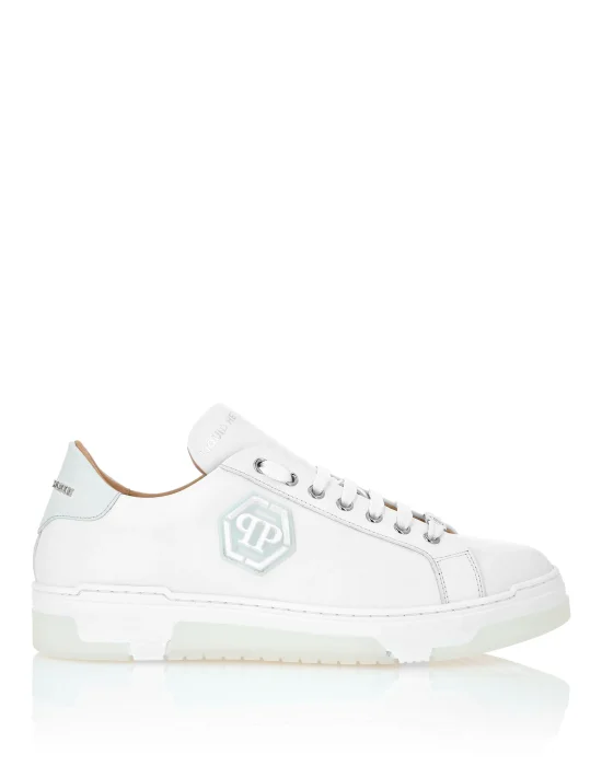 Leather Lo-Top Sneakers Hexagon