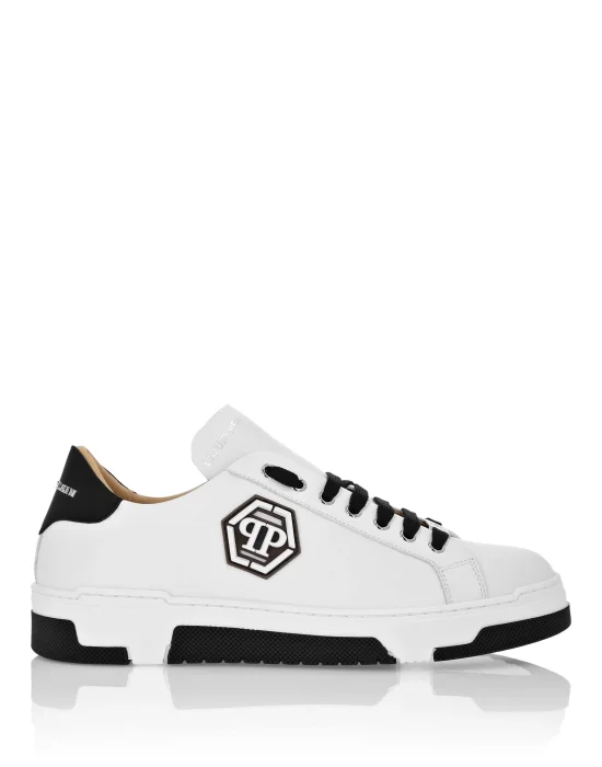 Leather Lo-Top Sneakers Hexagon