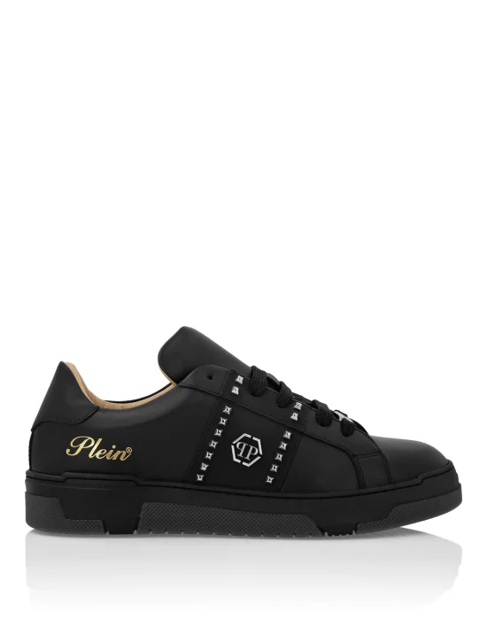 Low-Top Sneakers