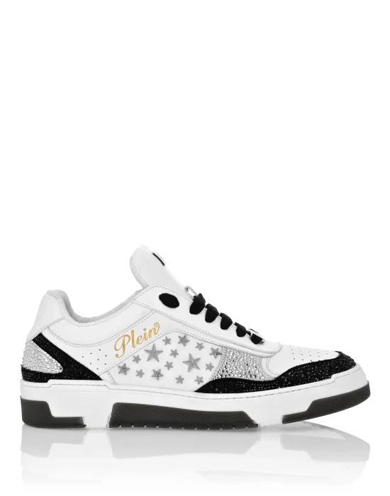 Low-Top Sneakers Mix Studs Star