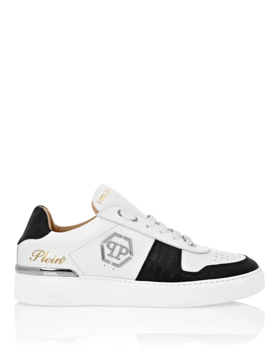 Low-Top Sneakers
