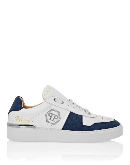 Low-Top Sneakers