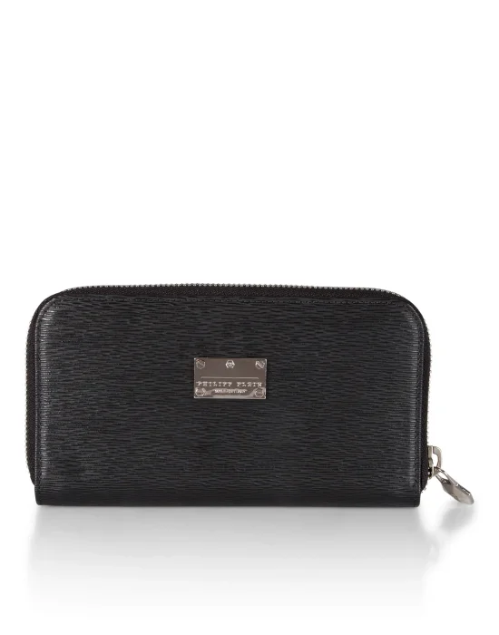 L-zip around "Andrea"