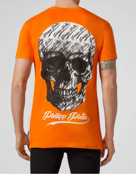 T-shirt V-Neck SS Allover skull