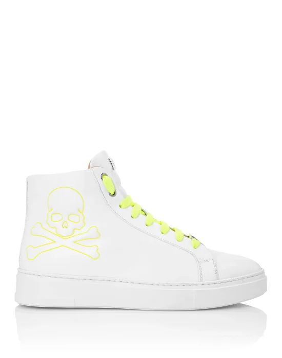 Hi-Top Sneakers Skull