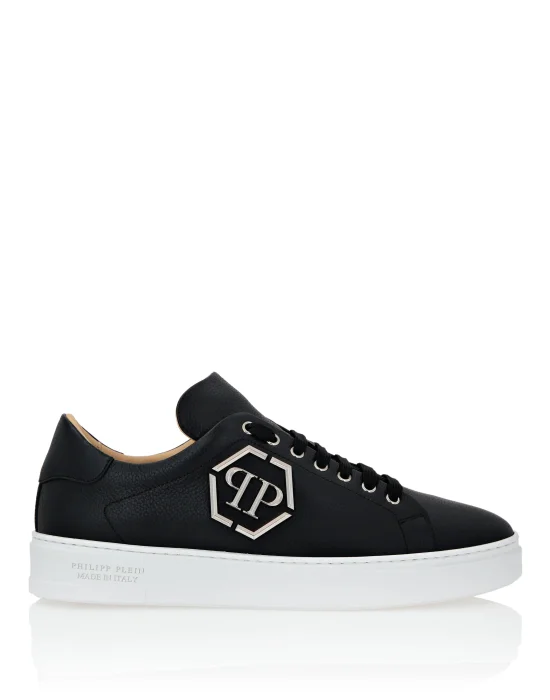 Leather Lo-Top Sneakers Hexagon