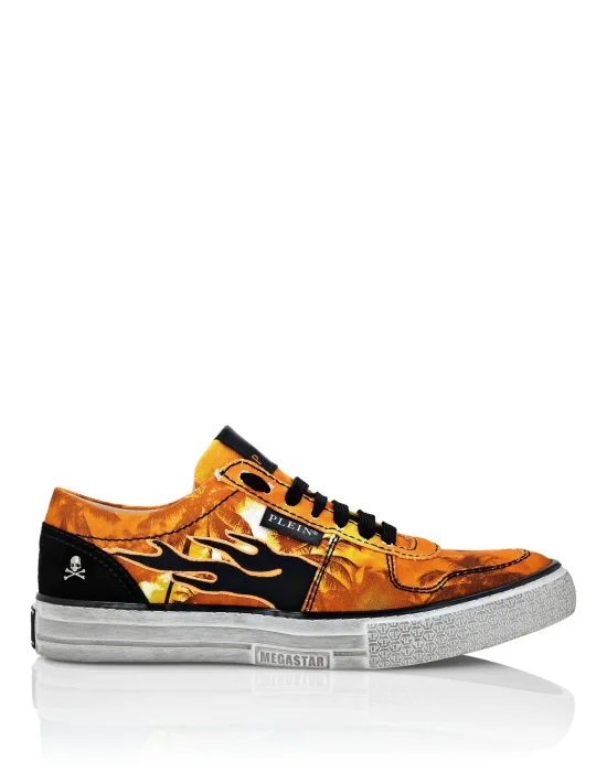 Lo-Top Sneakers Flame