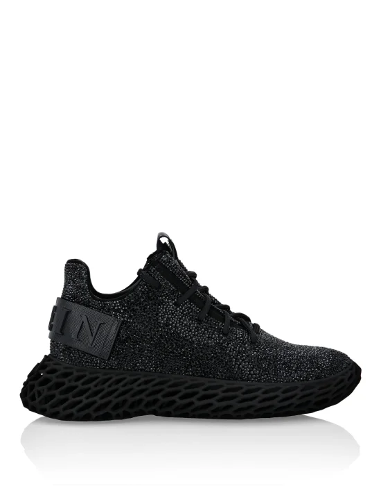 RUNNER SNEAKERS $KELETON CAVIAR