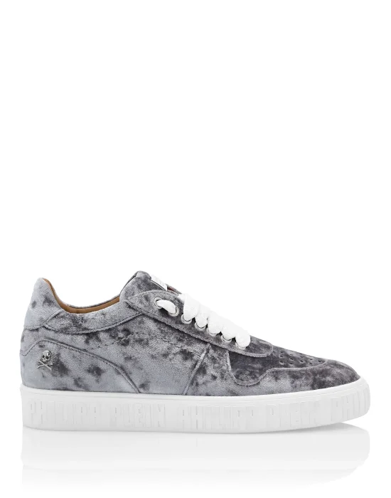 Velvet Lo-Top Sneakers Plein Hurricane