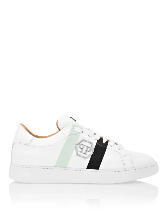 Leather Lo-Top Sneakers Hexagon