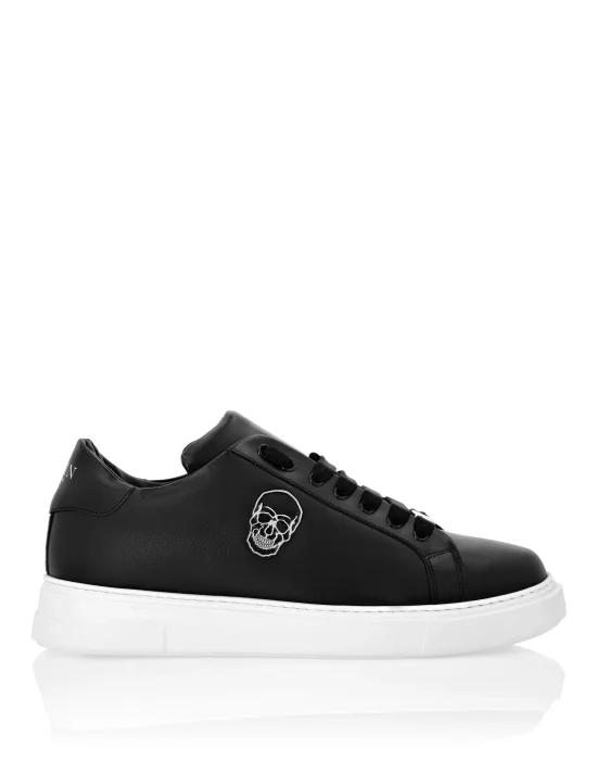 Lo-Top Sneakers Skull